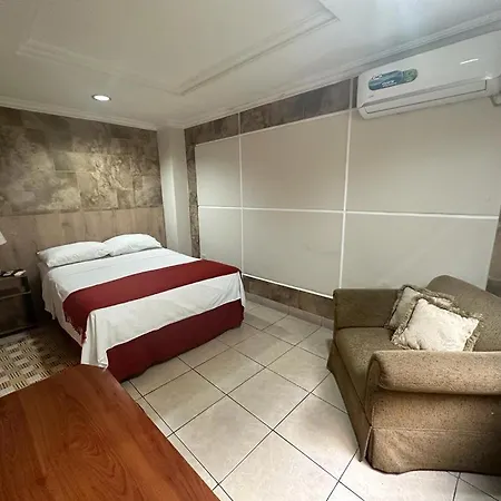 El Patio Suites Guayaquil Exterior photo